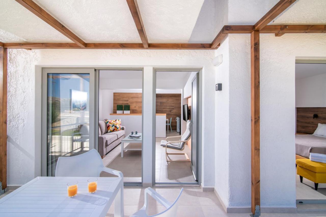 Ariadni Suites Karteros Exterior photo